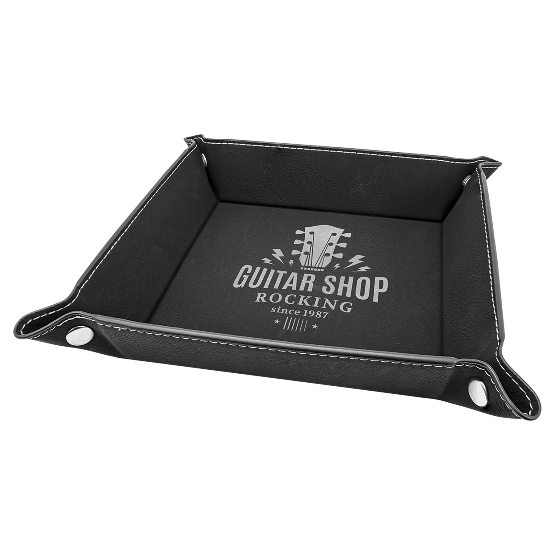Suni Deri Çıtçıtlı Tepsi – Siyah/Gümüş / Orta (6x6) — görsel 1/2
